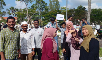 Latihan pengungsian bangunan Blok TTI